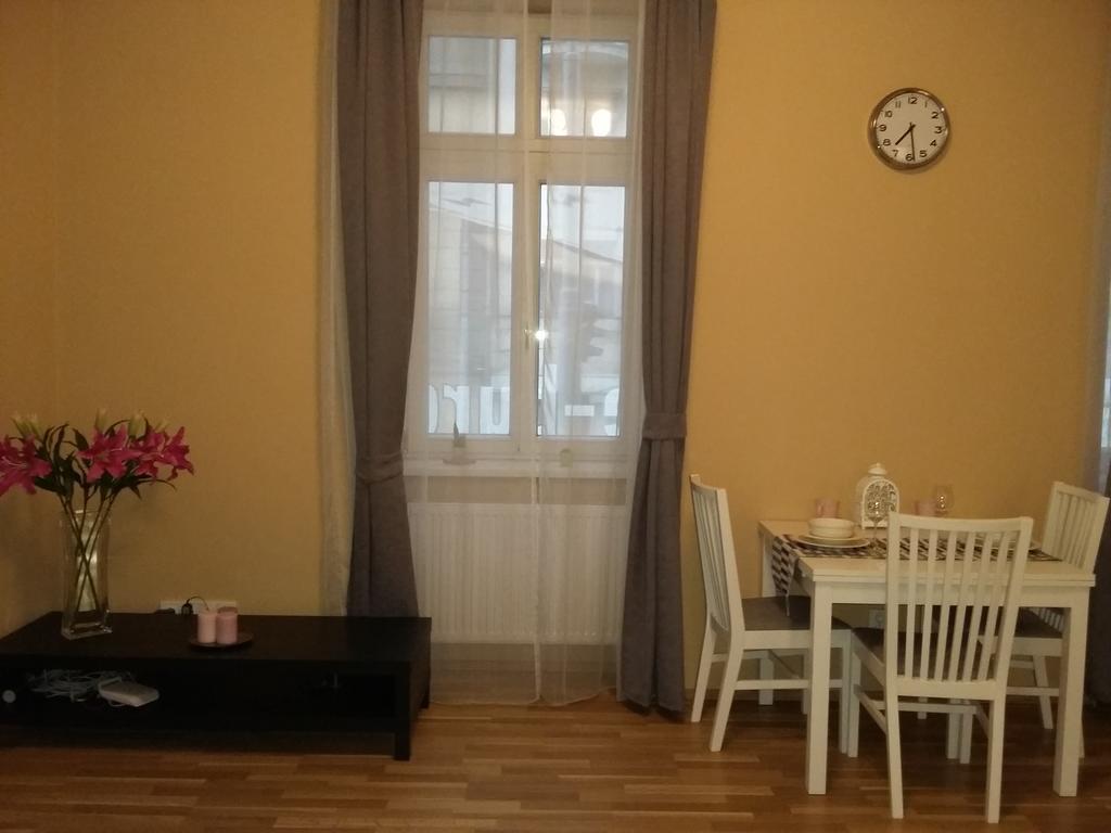 Apartment Vltavska B Praga Exterior foto